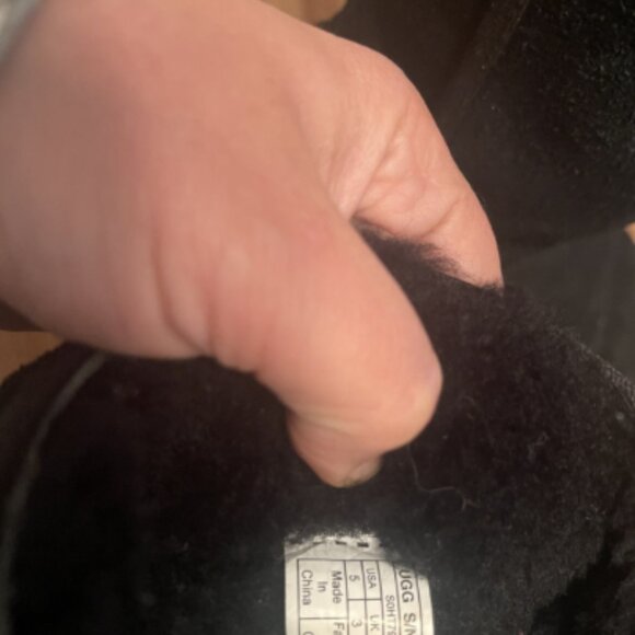 UGG classic tall boots - Picture 5 of 7